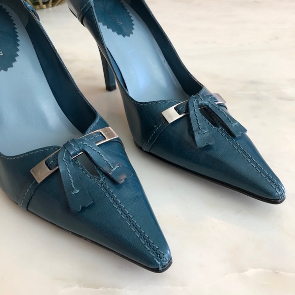 Enzo Angiolini Blue heels - Picture 1 of 8